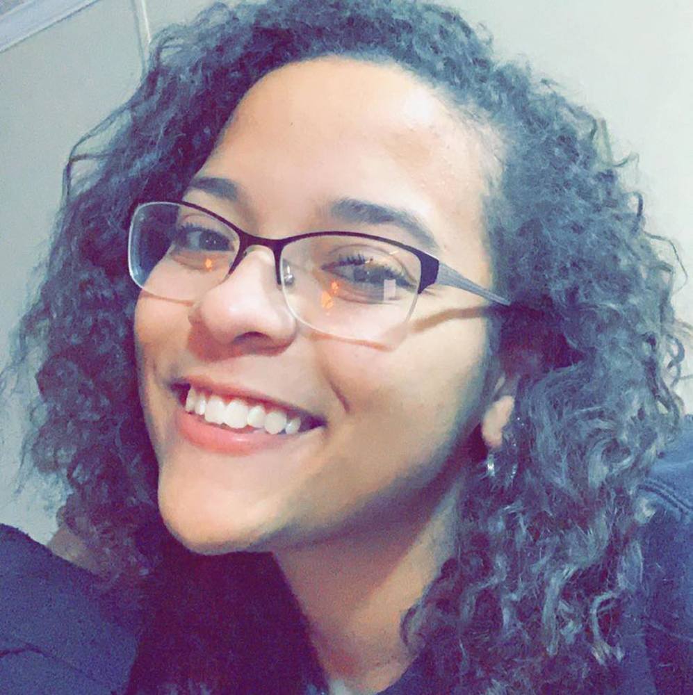 Meet your Posher, Elexis